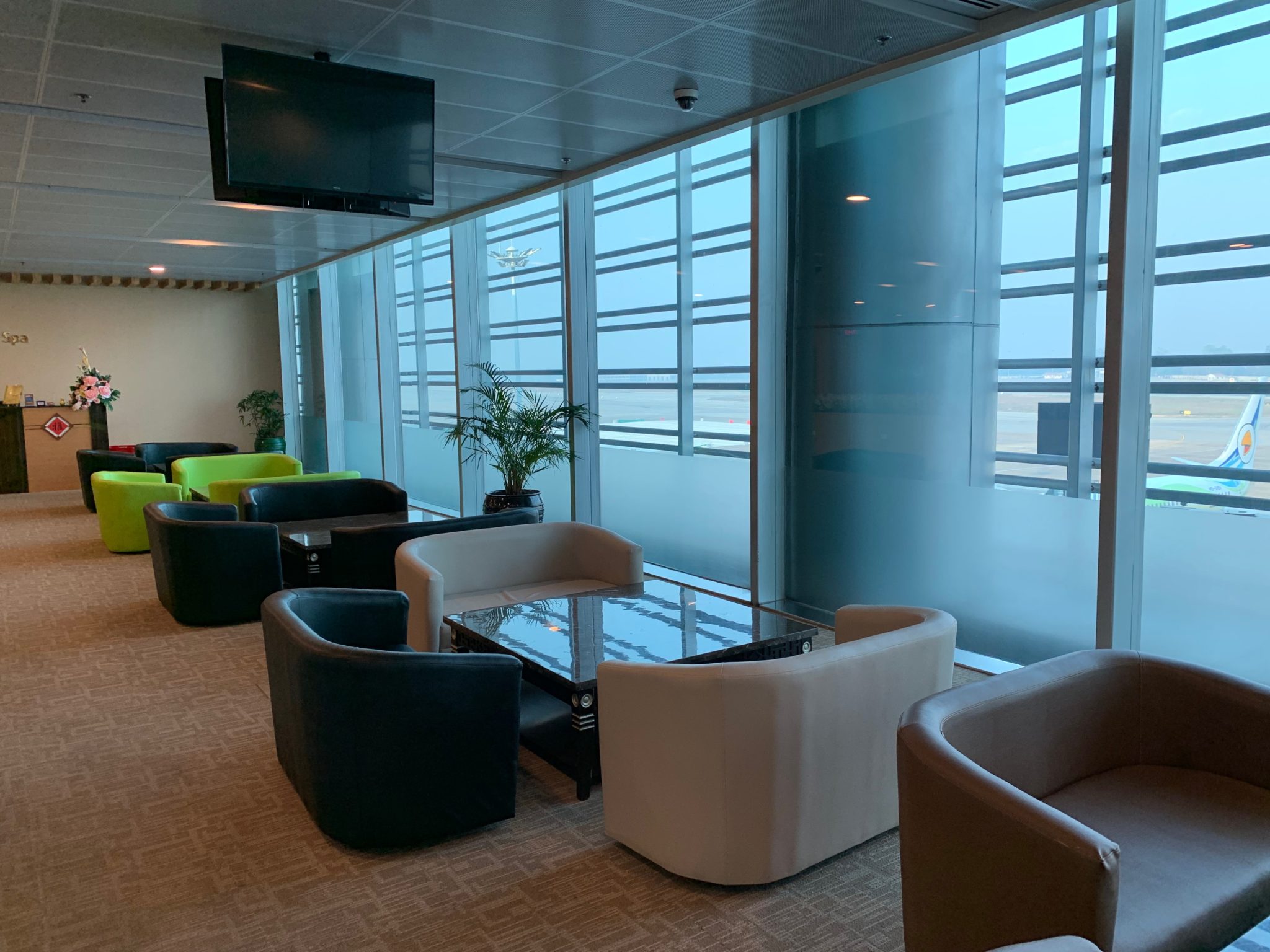 Review Mingalar Sky Lounge Terminal 1 International RGN Airport