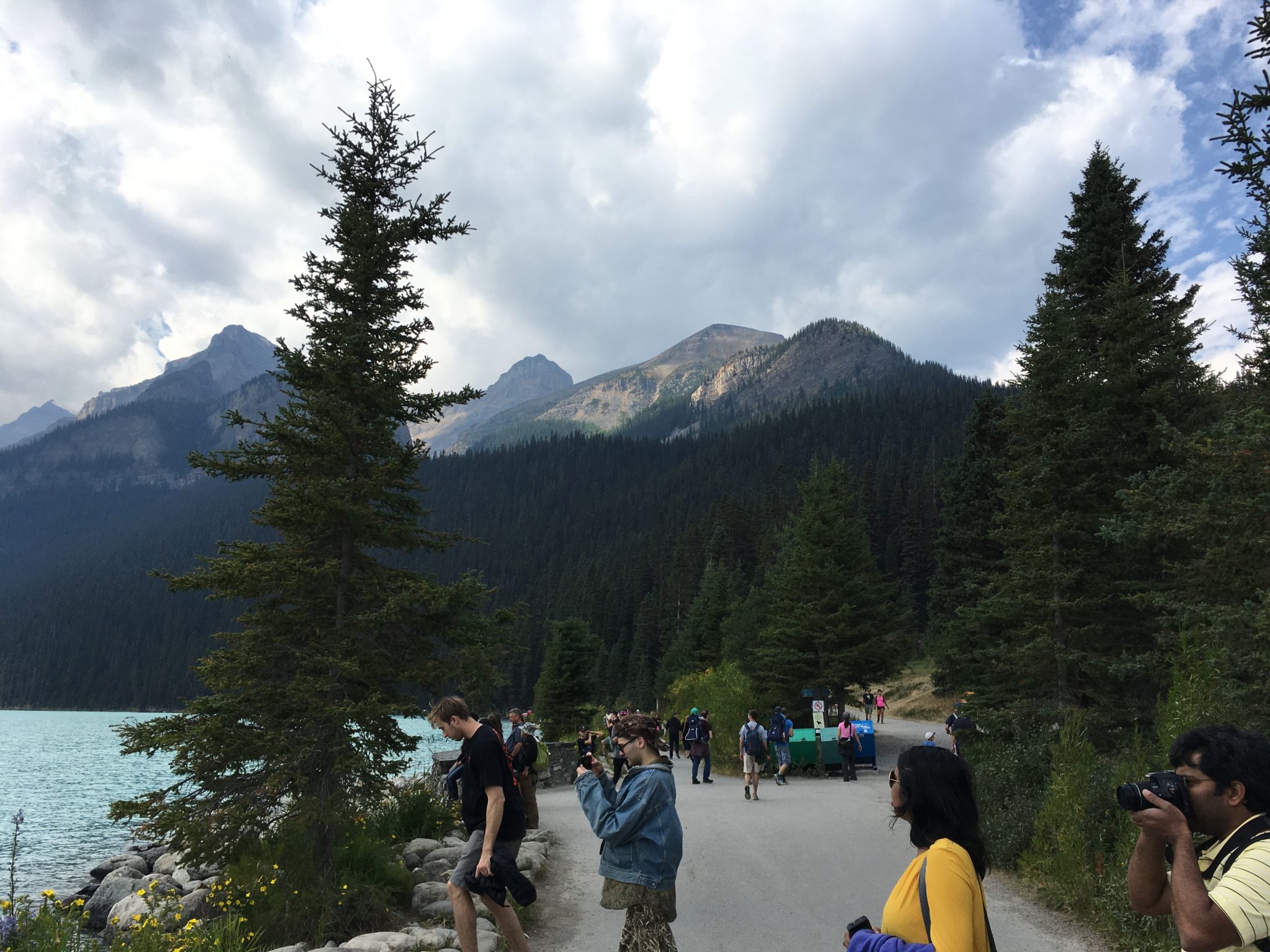 Hiking the Lake Agnes Teahouse Trail From Lake Louise, Banff National ...