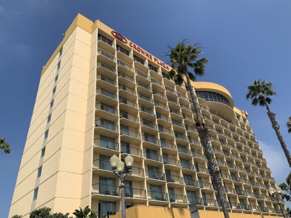 Review Crowne Plaza Ventura Beach California Flying High On Points   2804D622 469E 4728 BD65 E666A32D54A2 1 105 C 585x439 